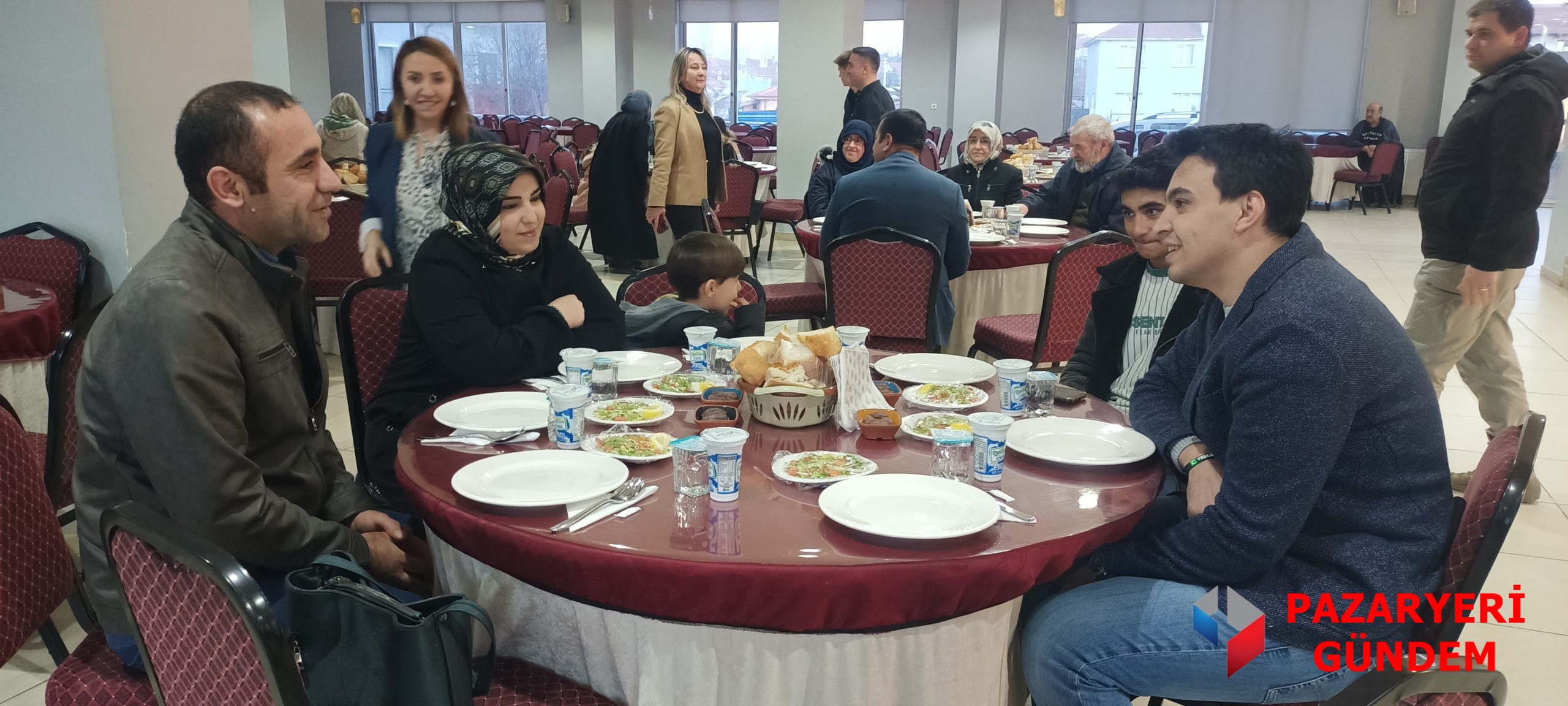 Pazaryeri’nde Öksüz ve Yetimler İçin Gönülleri Isıtan İftar