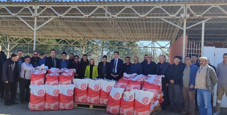 Pazaryeri’nde Çiftçiye Can Suyu: Ayçiçeği Tohumu Desteği Dağıtıldı