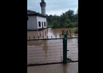 Sağanak Felaketi Köyleri Vurdu: Evler, Tarım Arazileri ve Cami Sular Altında Kaldı