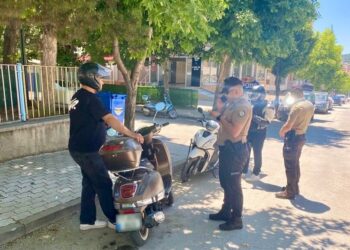 2 BİN 75 MOTOSİKLET SÜRÜCÜSÜ KONTROLDEN GEÇTİ